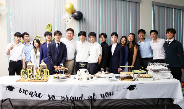 Lighthouse Senior Graduation P…